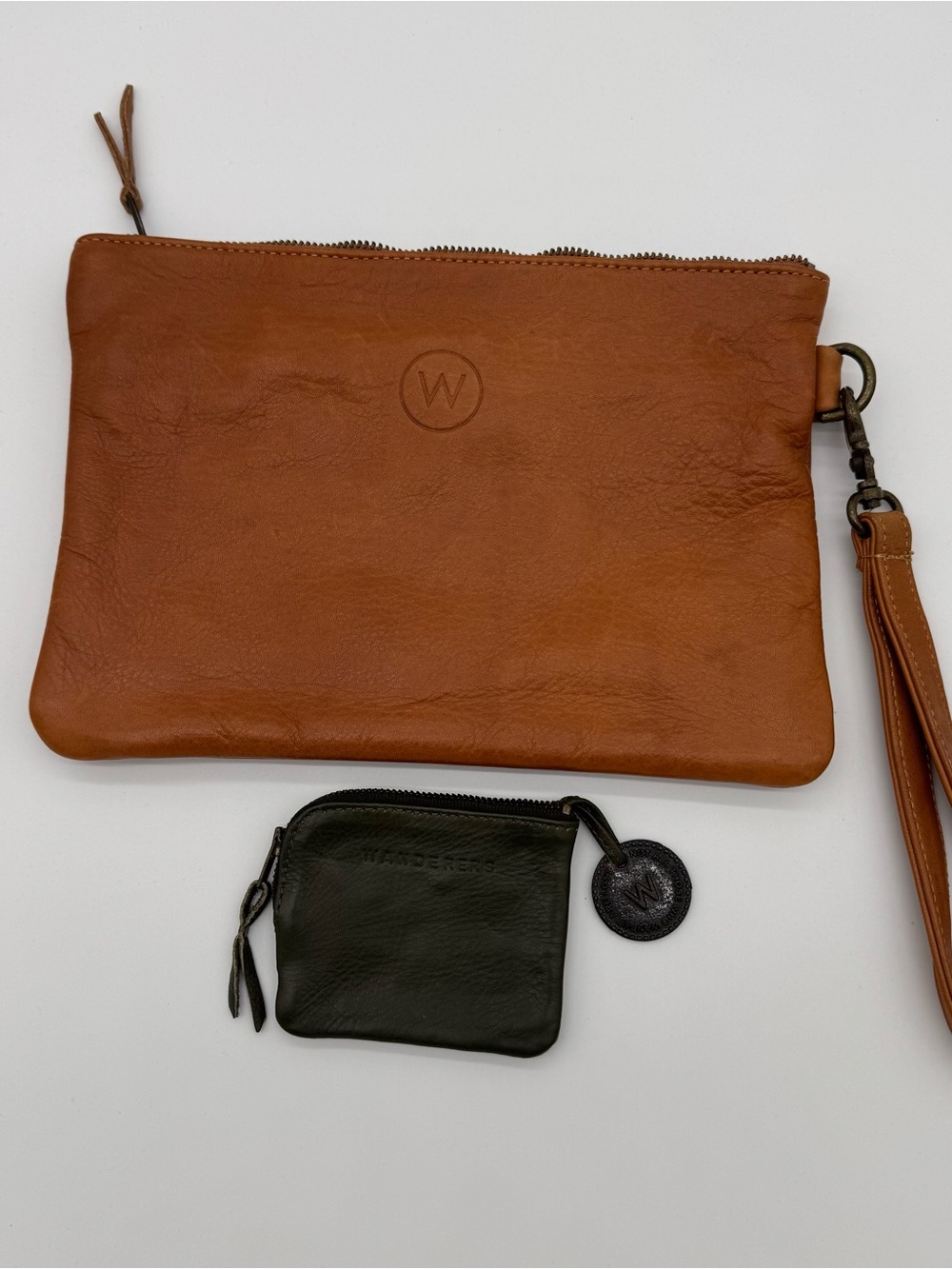 Wanderers Travel Co. The Saint-Raphael Travel Clutch Tan Leather W/Coin Purse